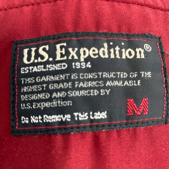 U.S. Expedition Reversable Vest - Picture 5 of 8